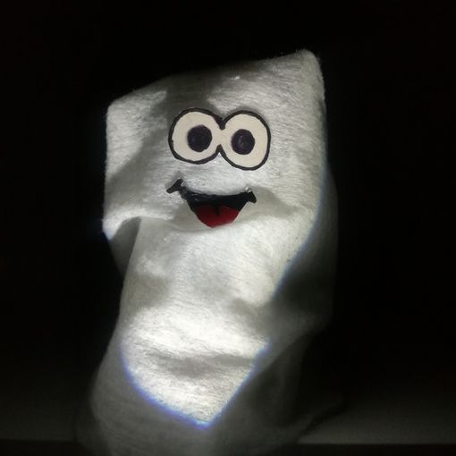 &quot;Storie dall'alveare&quot;, una favola al giorno per i vostri bambini. Oggi &quot;Il fantasma da guardia&quot;