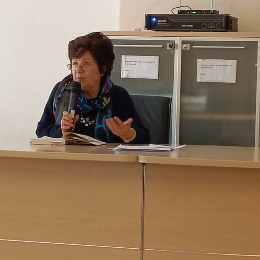 Maria Luisa Mosele al Monti con il suo romanzo, &quot;Non sapevamo di essere girasoli&quot;