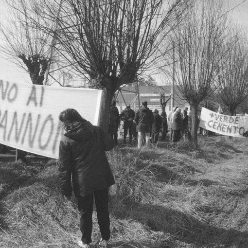 Una manifestazione ai vivai Quirico del 2004 (Ph. Osservatorio del Paesaggio)