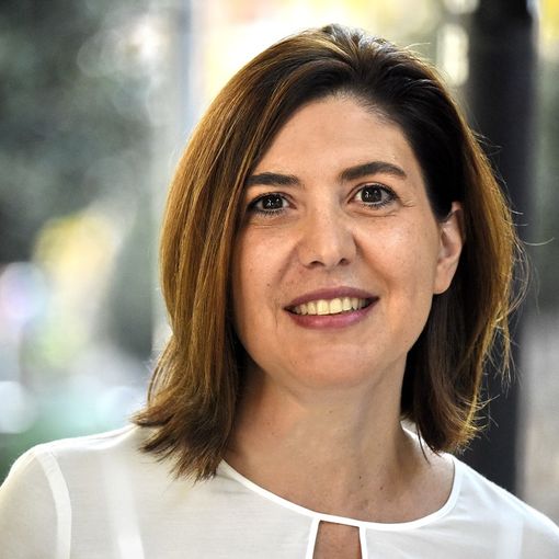 La docente e saggista astigiana, Manuela Furnari all'università di Macerata con un libro che racconta i ragazzi di oggi