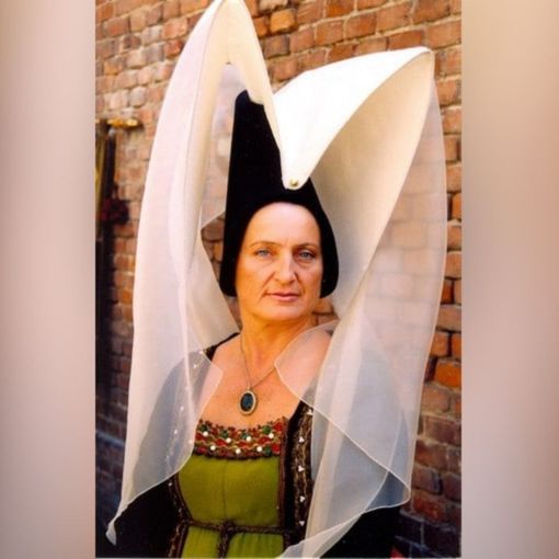 Un'immagine di Mara Sillano Sabatini, alla cui memoria è intitolato il premio che andrà alla miglior ricostruzione storica