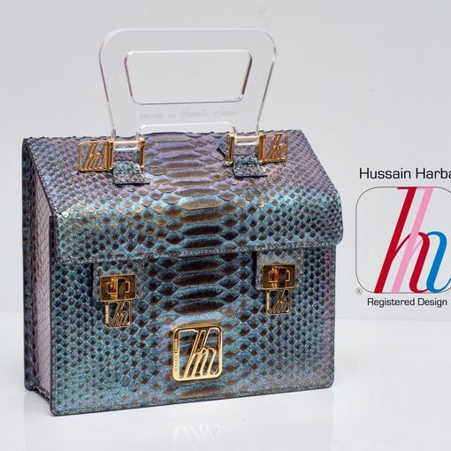 Mini-Home: le borse Made in Italy del designer iracheno Hussain Harba