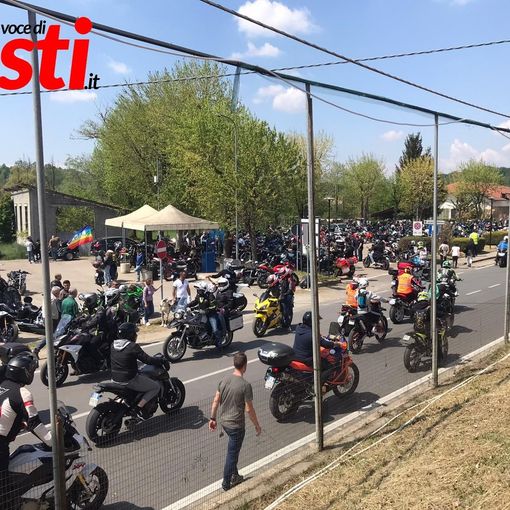 Una ricca galleria fotografica del motoraduno monalese