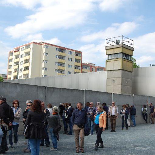 Astigiani guidati dall'Israt sui luoghi del Muro di Berlino