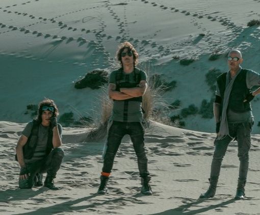 I Negrita in uno scatto nel backstage del video &quot;Adios paranoia&quot; (Immagine tratta dal sito internet della band)