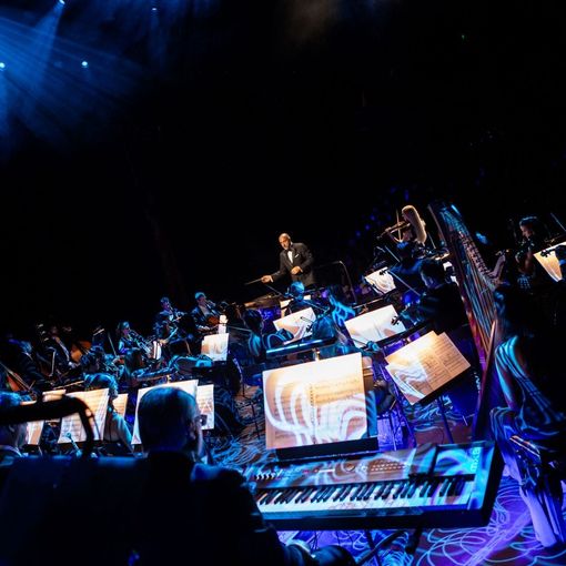 In questa e in alcune delle immagini a fine articolo momento di esibizioni internazionali dell'Orchestra Sinfonica