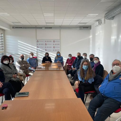 I rappresentanti delle associazioni: Unicef,ADA,Croce Verde, Parkinson, Alzheimer, Anita e i suoi fratelli, San Vincenzo, Madre Teresa di Calcutta, LILT, Millegocce,  Apri, Scout1 asti, Arte del Sorriso