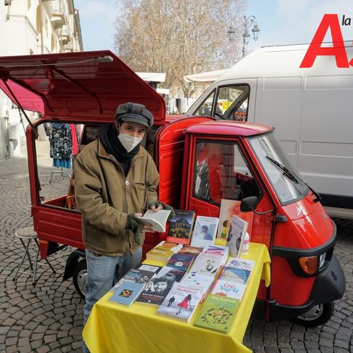 Alessandro Minnella e la libreria &quot;Pagine Erranti&quot;