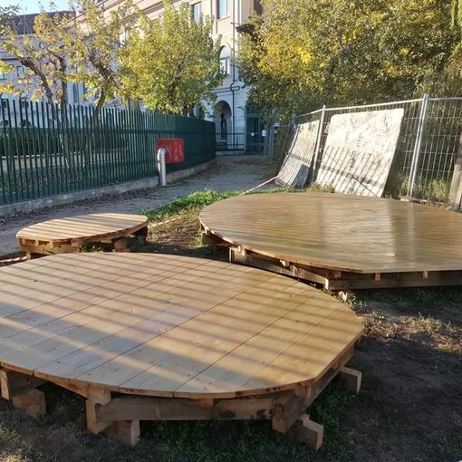 Le tre pedane temporanee posizionate nella nuova area