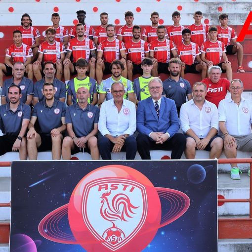 Foto di gruppo per l'Asti Calcio (Ph. Merfephoto - Efrem Zanchettin)