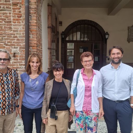 Mario Nosengo Maria Teresa Forcelli, Nadia Macis (Piemonte dal vivo), l'assessore Ausilia Quaglia e il sindaco Simone Nosenzo