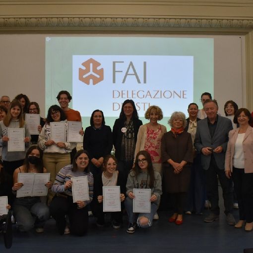 Foto di gruppo per gli studenti che hanno partecipato al progetto