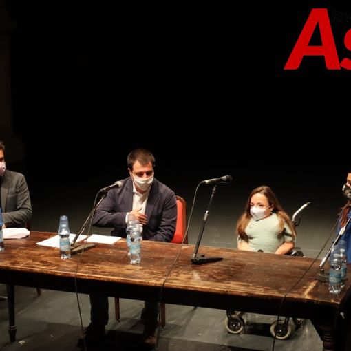 Nell'immagine, da sinistra: Emiliano Bronzino, Aldo Burzio, Chiara Bersani e Giulia Traversi (MerfePhoto)