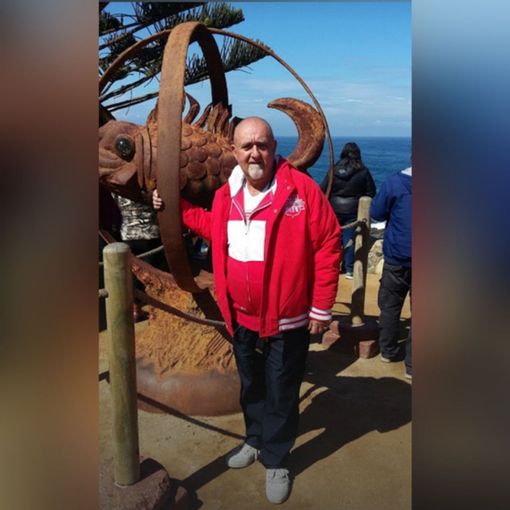 Renzo Sicco nel giardino di Casa Neruda a Isla Negra