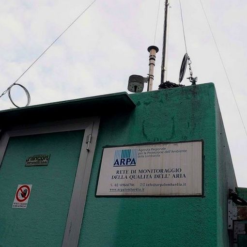 Una delle 'casette antismog' installate da alcuni mesi in città