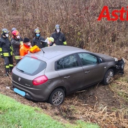 Fiat Bravo uscita di strada