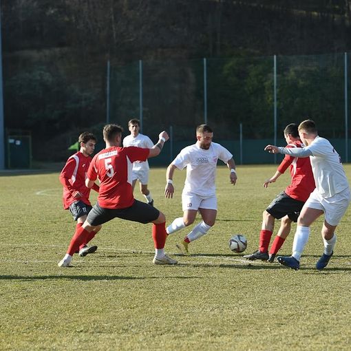 Il Moncalvo calcio ritrova successo e primato solitario