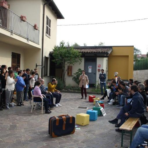 Le emozioni hanno il colore rosso (a cura della Residenza il Borgo)