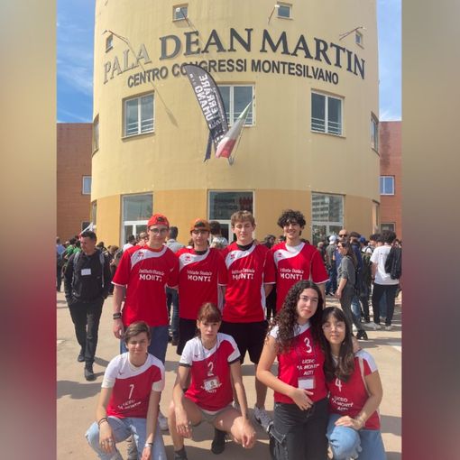 La squadra dell'Istituto Monti