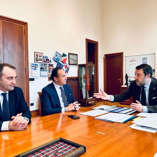 Il sindaco Lo Russo, il presidente Cirio e il ministro Salvini