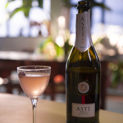 Il nuovo cocktail di Giorgio Facchinetti a base di Asti Spumante Dolce punta dritto al cuore