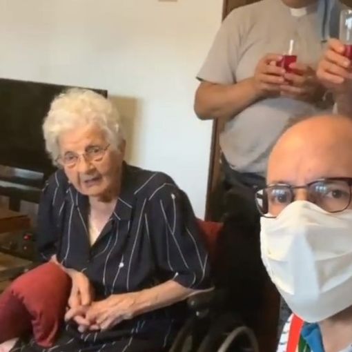 Buon compleanno Teresina! La matriarca cittadina ha compiuto 107 anni [VIDEO]