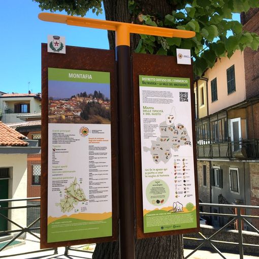 Uno dei totem installati nei 14 Comuni che compongono il Distretto del Mastodonte