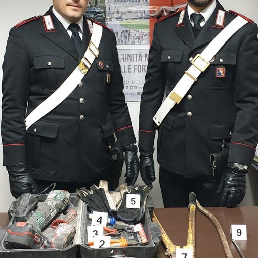Refrancore: denunciati dai Carabinieri due astigiani per possesso ingiustificato di strumenti di offesa