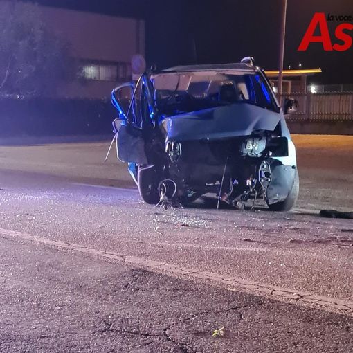 Villafranca: auto si schianta contro un platano. Ferito il conducente, in codice rosso
