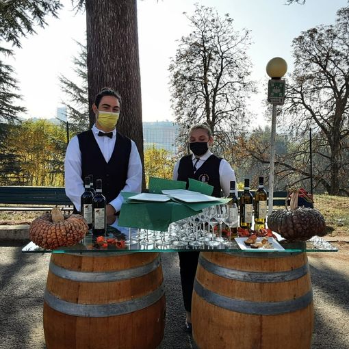 Immagini dell'aperitivo offerto dal Penna
