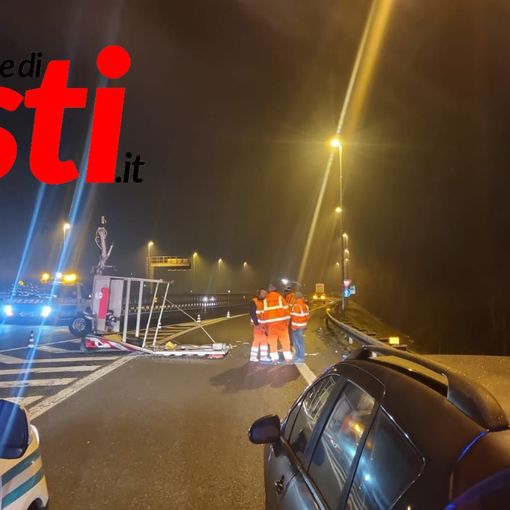 Alcune immagini relative l'incidente verificatosi in serata sul tratto astigiano dell'A21