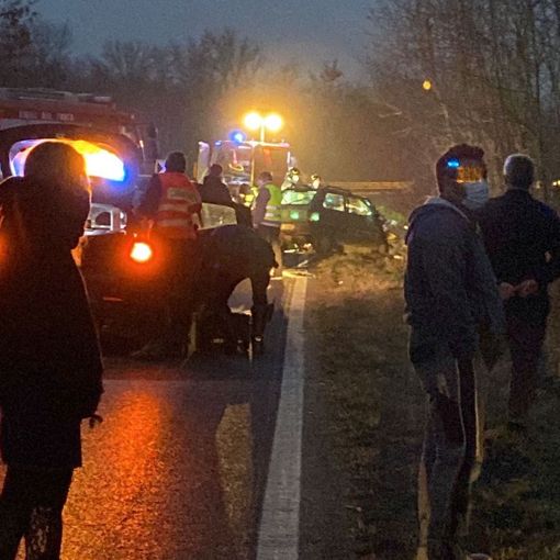 Dusino San Michele: frontale tra due auto. Morto un automobilista