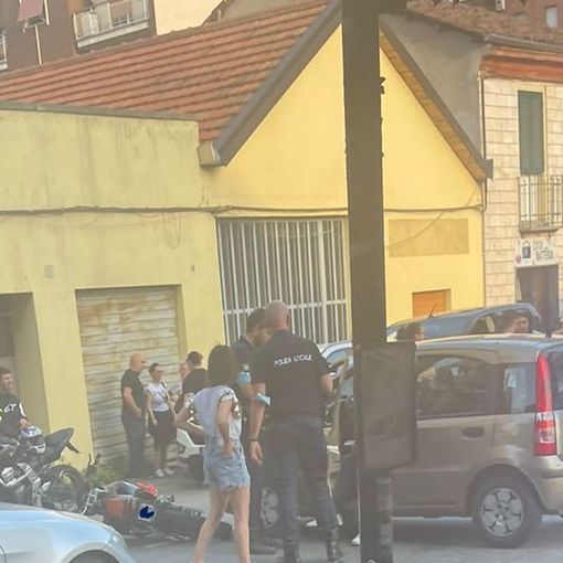 Incidente tra auto e moto in corso Don Minzoni. Sul posto 118 e polizia municipale