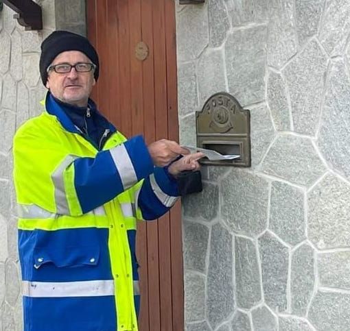 In pensione, dopo 41 anni di servizio, lo storico postino di Portacomaro, Migliandolo e Cornapò