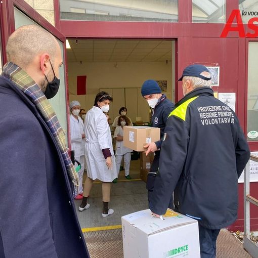Consegna vaccini Asti Vaccine Day