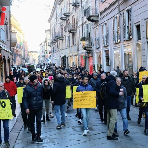 Una foto di repertorio della protesta degli ambulanti contro l'Amministrazione (merfephoto)
