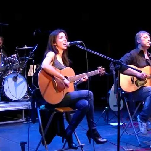 Gli Amemanera in concerto a Costigliole d'Asti sabato 24 luglio alle 21 nel parco del Castello