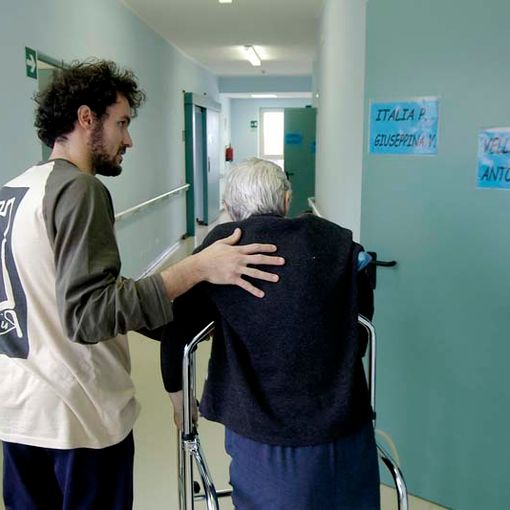 Le Rsa del Piemonte chiedono sostegno economico, mancano anche infermieri