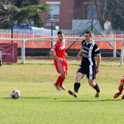 Calcio, Serie D. Asti, si complica la corsa alla salvezza diretta: i biancorossi cedono al Derthona (Foto)