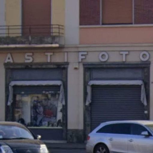 Con 70 anni alle spalle, dopo Natale chiuderà Asti Foto. Il titolare: &quot;A 72 anni sono stanco, stanco di lottare&quot;