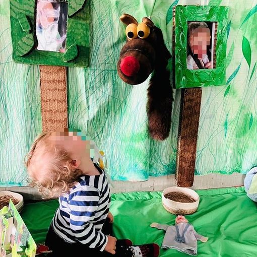 Un bambino dell'asilo nido Lo Scoiattolo