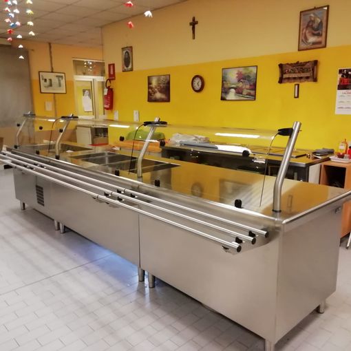 Lunedì alla mensa sociale di Asti si inaugura il bancone self-service