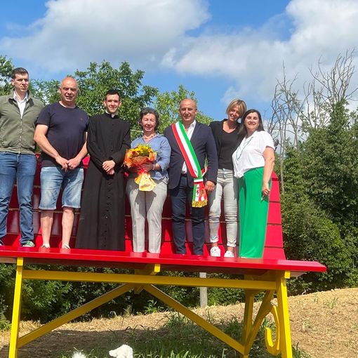 Una nuova Big Bench svetta sulle colline dell'Astigiano