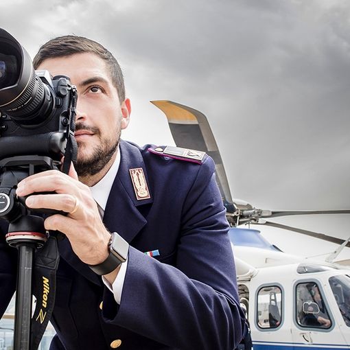Il calendario della Polizia 2023, sostiene l'Unicef e il 'Piano Marco Valerio'. Da oggi le prenotazioni