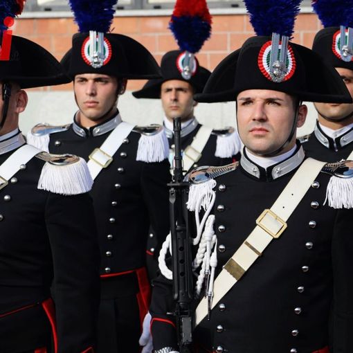 Alcuni carabinieri in forza al Comando astigiano ritratti, in occasione della Festa dell'Arma 2022, da Merfephoto - Efrem Zanchettin