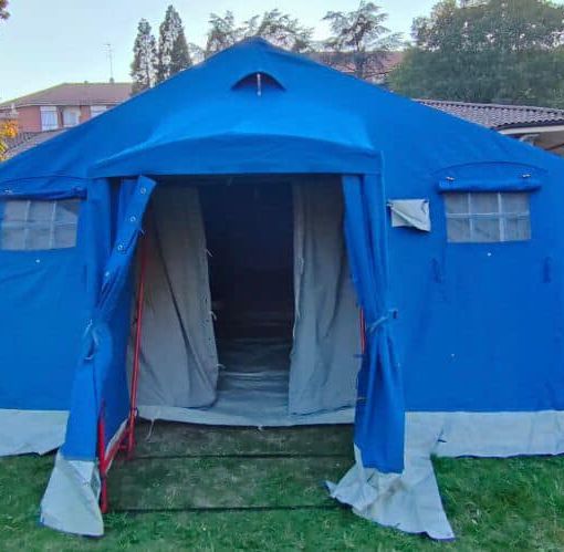 La tenda di corso Alba