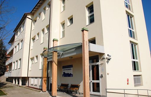 Covid free la Casa di riposo di San Damiano. In paese sono 52 i positivi. Una classe in quarantena all'Istituto Comprensivo