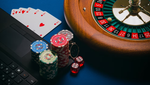 Quattro anni di Decreto Dignità, cos'è cambiato per i casinò?