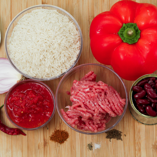 Felici e Veloci, le nuove (video)ricette di Fata Zucchina: chili di carne e peperone