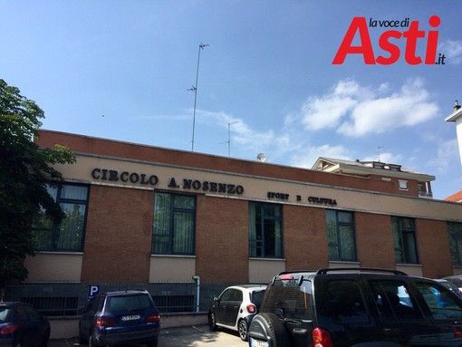Al circolo Nosenzo di Asti letture dal vivo con i racconti di Renata Sorba